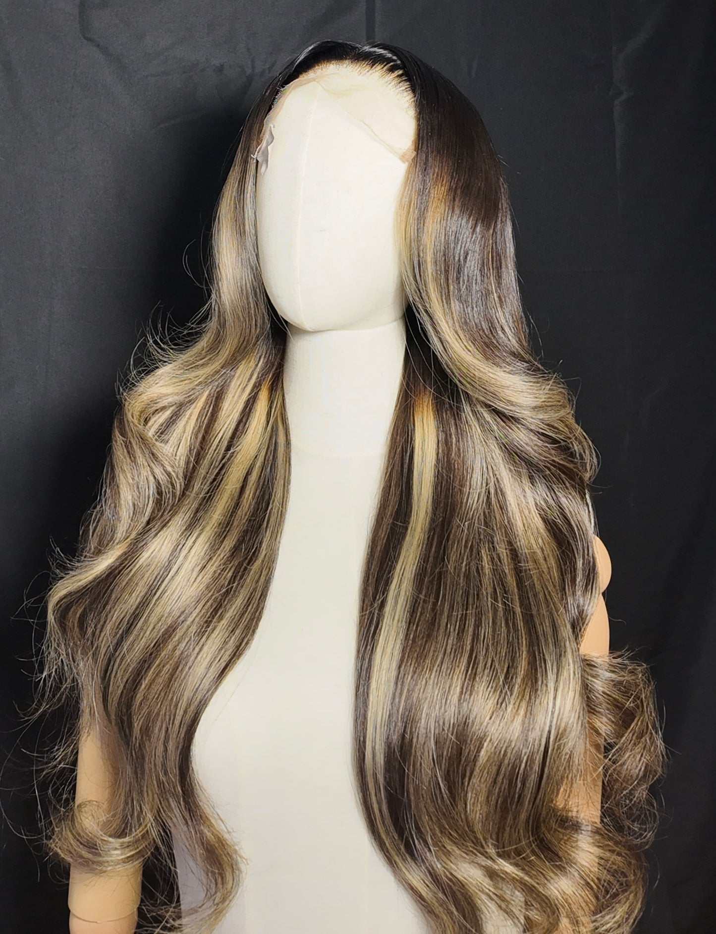 Ombré blonde wig