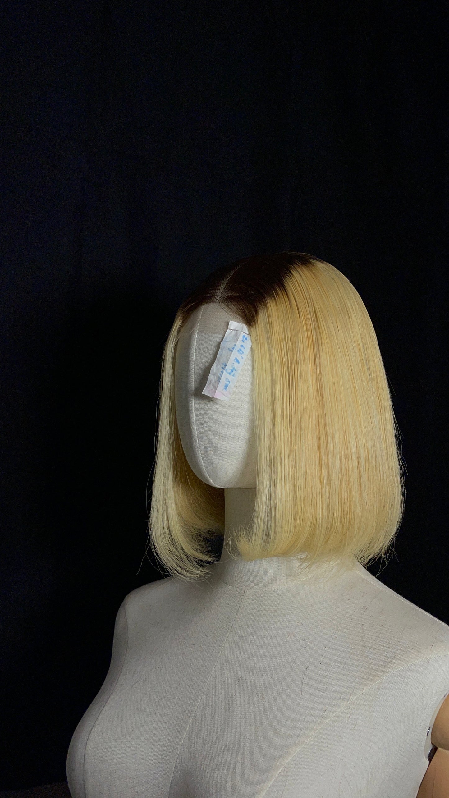 Blonde Bob wig